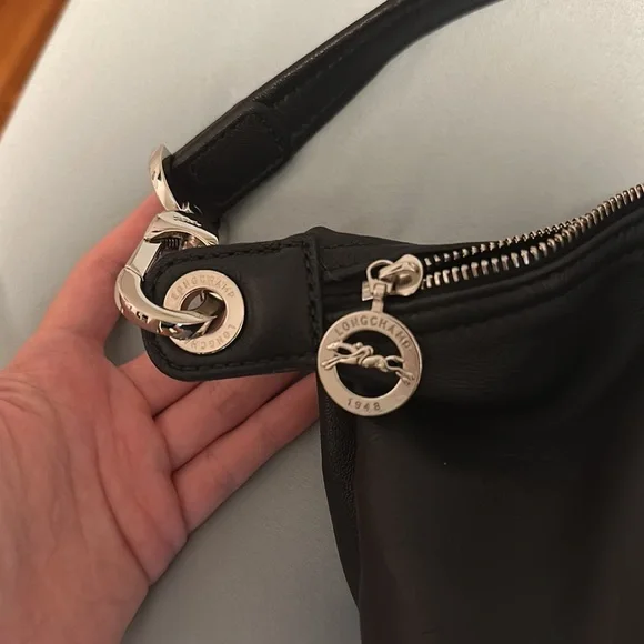 Longchamp leather bag. - Picture 6 of 14